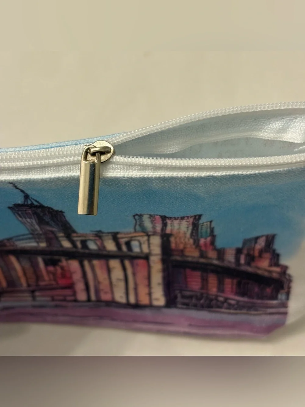 New York City Brooklyn Bridge Canvas Makeup Bag Mirror Zipper White 9x6